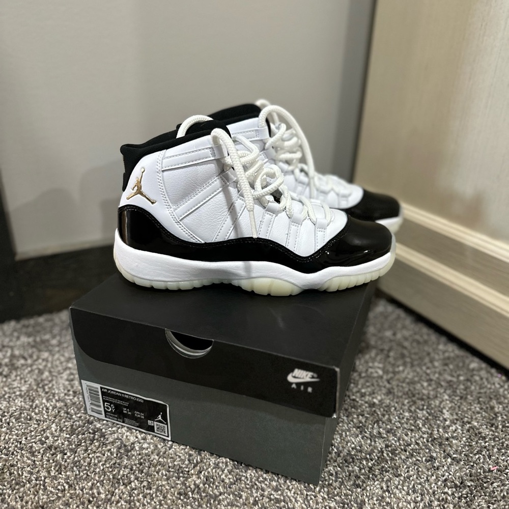 Air Jordan Retro 11 Gratitude